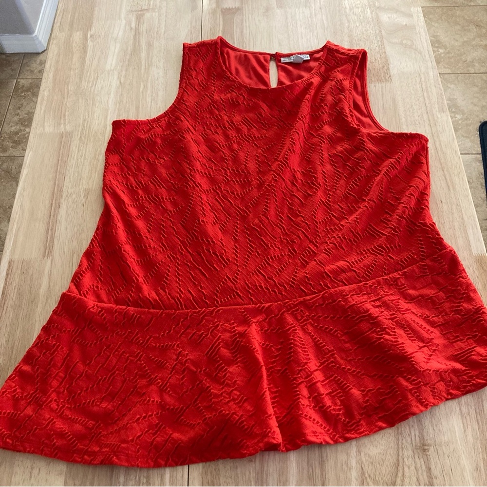 🩵 2/$15 Dana Buchman Women's Bright RedSleeveless Asymmetrical Top Size XL